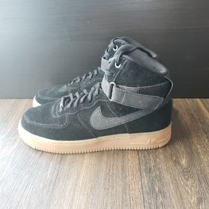 Women Nike Air Force 1 High Suede Black Black Gum